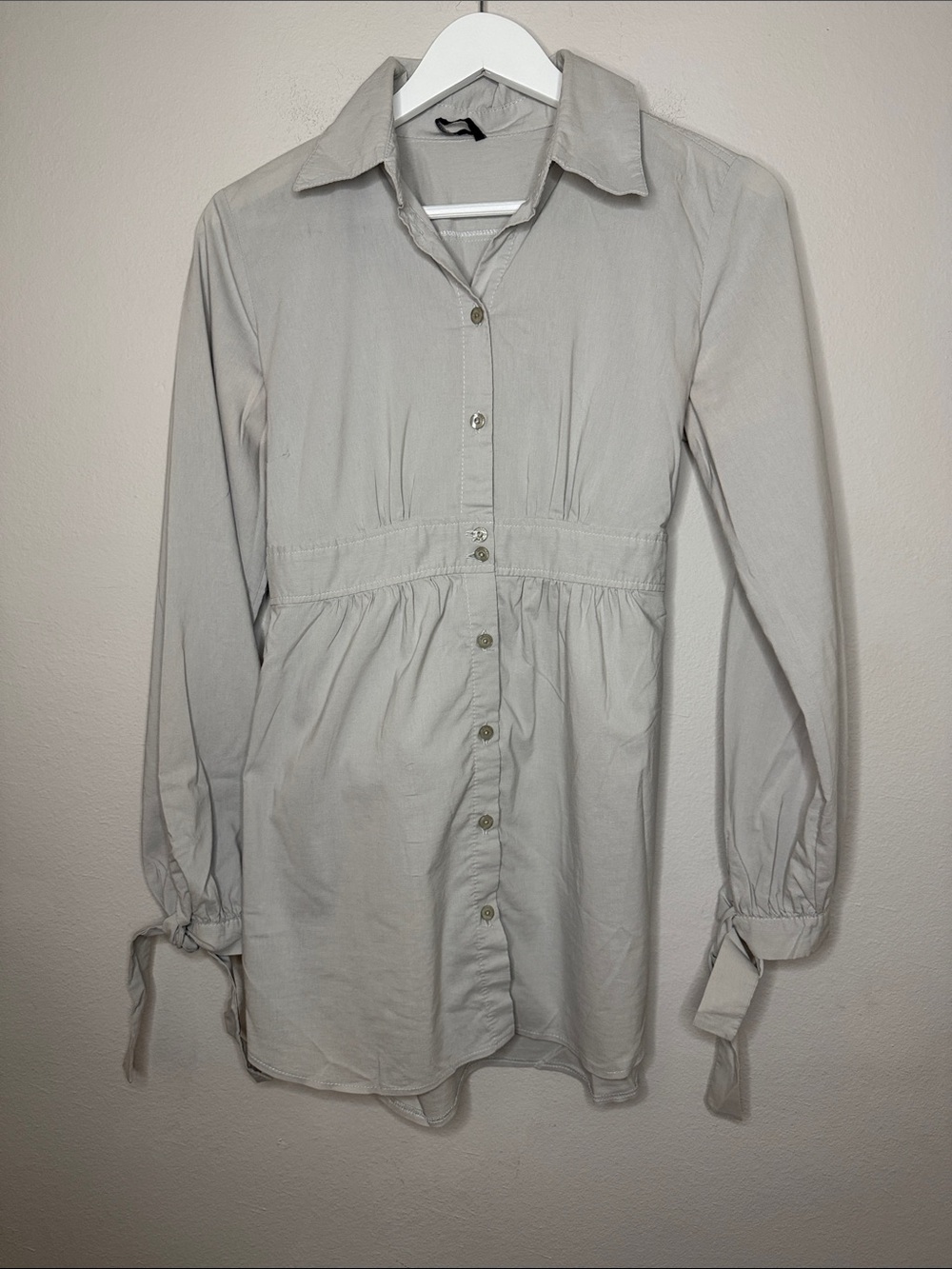 NAF NAF Light Gray Long Sleeve Tie Cuff Button Front Shirt Dress Tunic - 1204